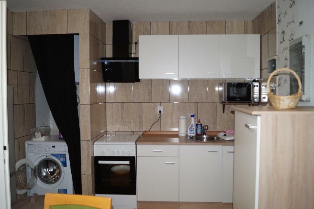 Ferienhaus Zum Jagdschlosschen Letschin Exterior foto